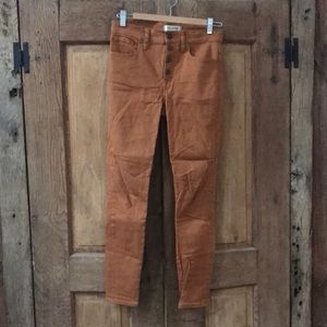 Madewell 9” rise button up skinny